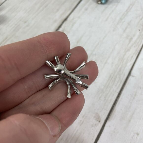 VTG Earrings 4 Pairs - Clip On & Screw back Silver Tone Blue Rhinestone Opal - Picture 6 of 10